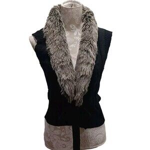 New Directions Black Faux Fur Collar Sweater Vest Womens Petite Small